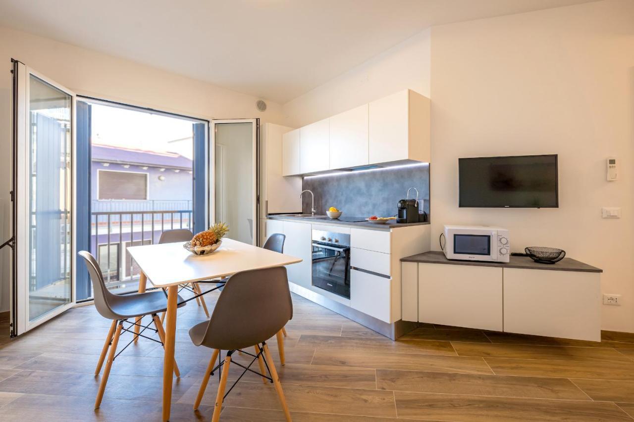 Ferrari Apartments Levante Caorle Exteriör bild